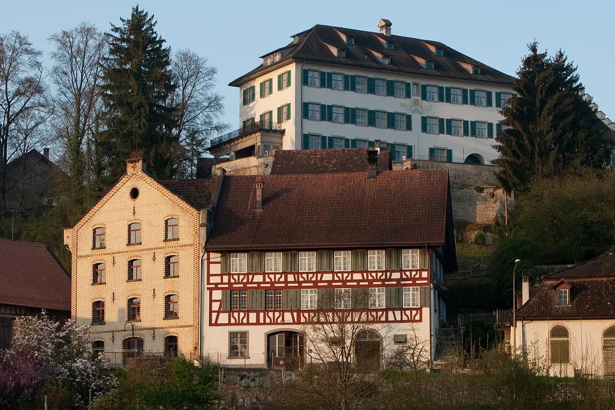 Photo showing: Haldenmühle und Schloss in Andelfingen