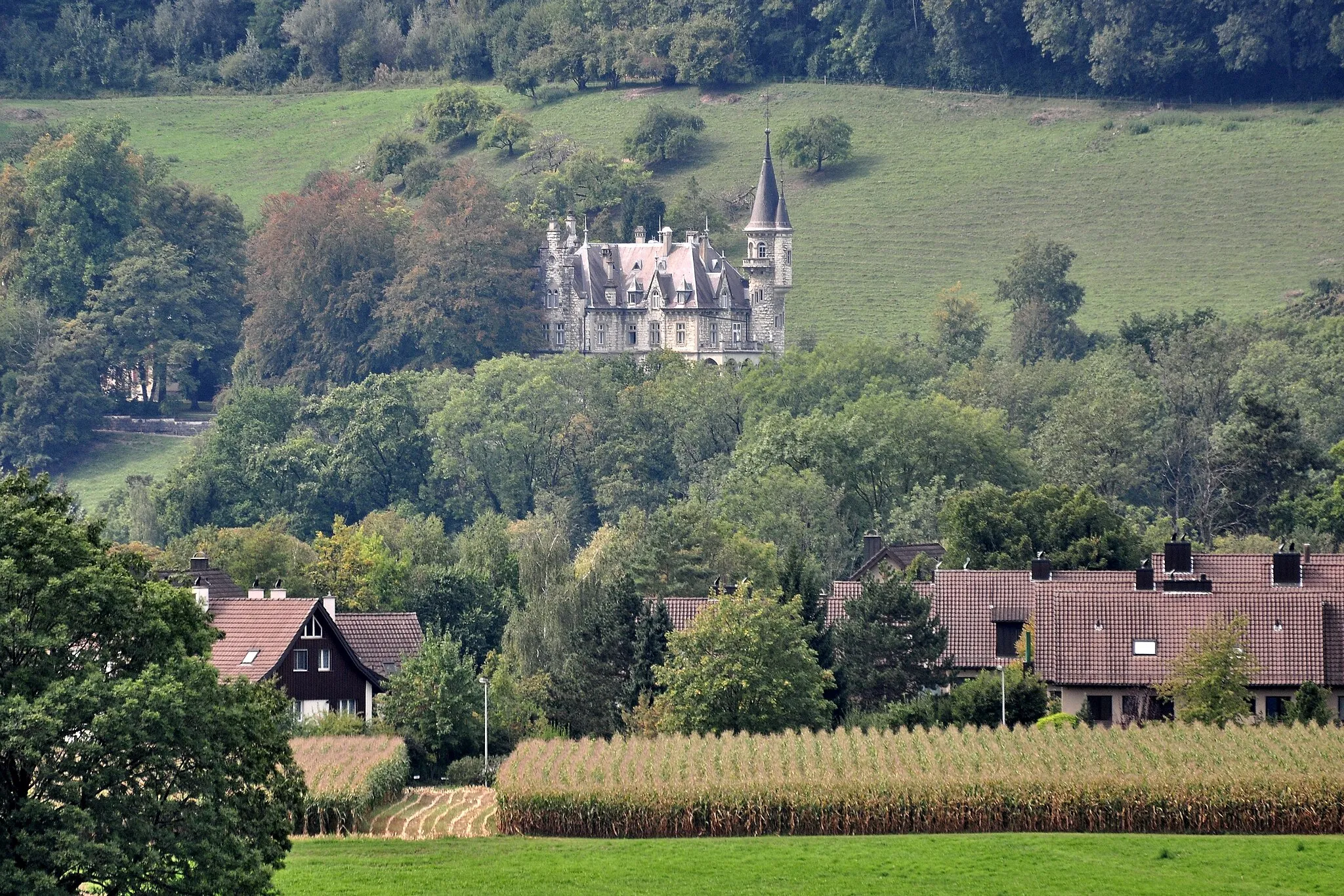 Photo showing: Schloss Wart mit Nebengebäuden und Park, Wartgutstrasse 80 in Neftenbach (Switzerland)