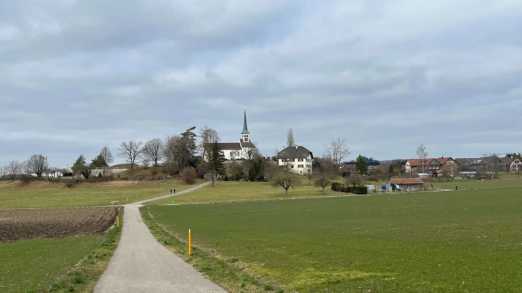 Photo showing: Wintertag in Seuzach reformierte Kirche von Süden