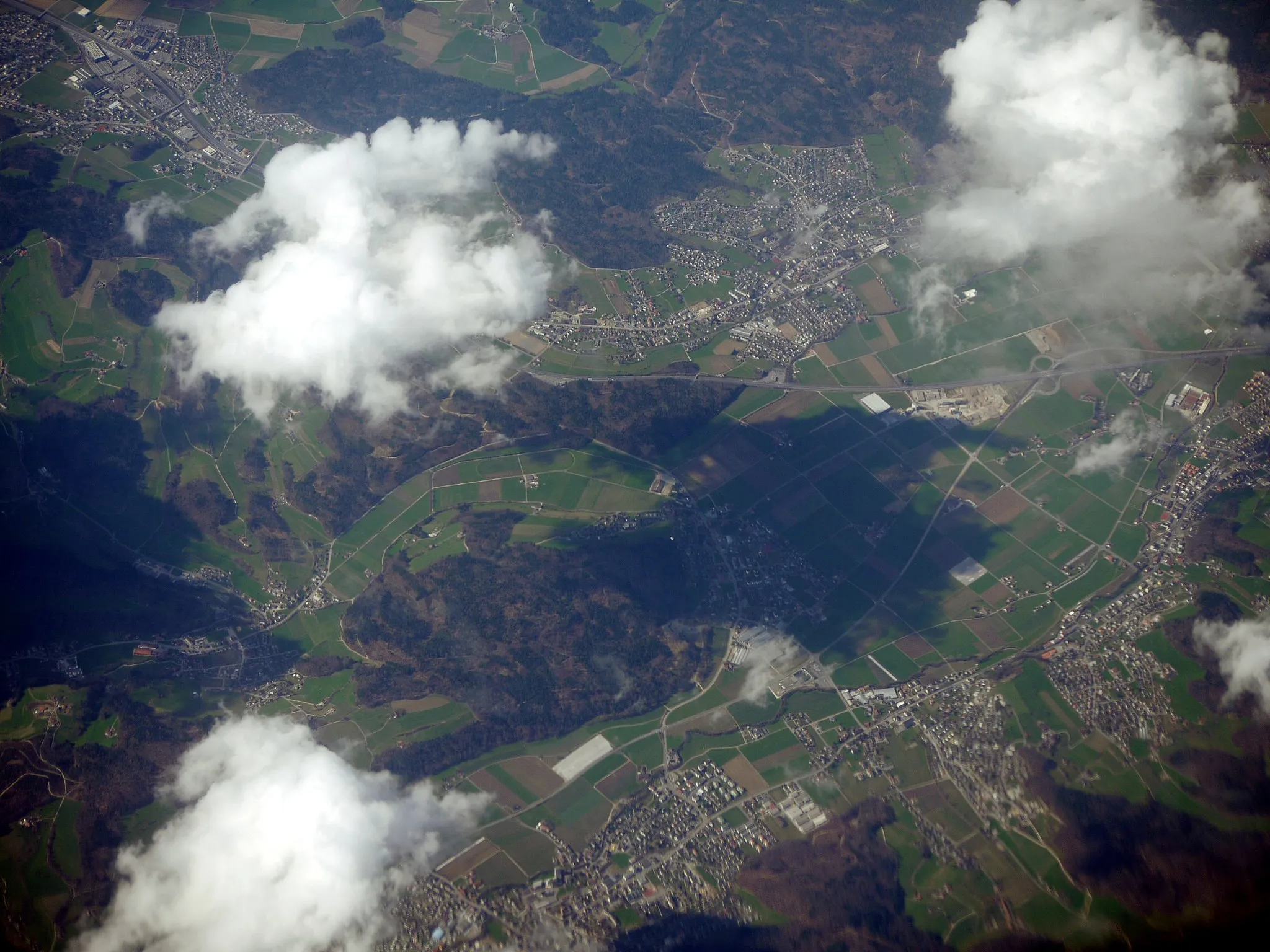 Photo showing: Safenwil and Kölliken, photograph taken from the sky, on the fly line between Marseille and Stockholm.