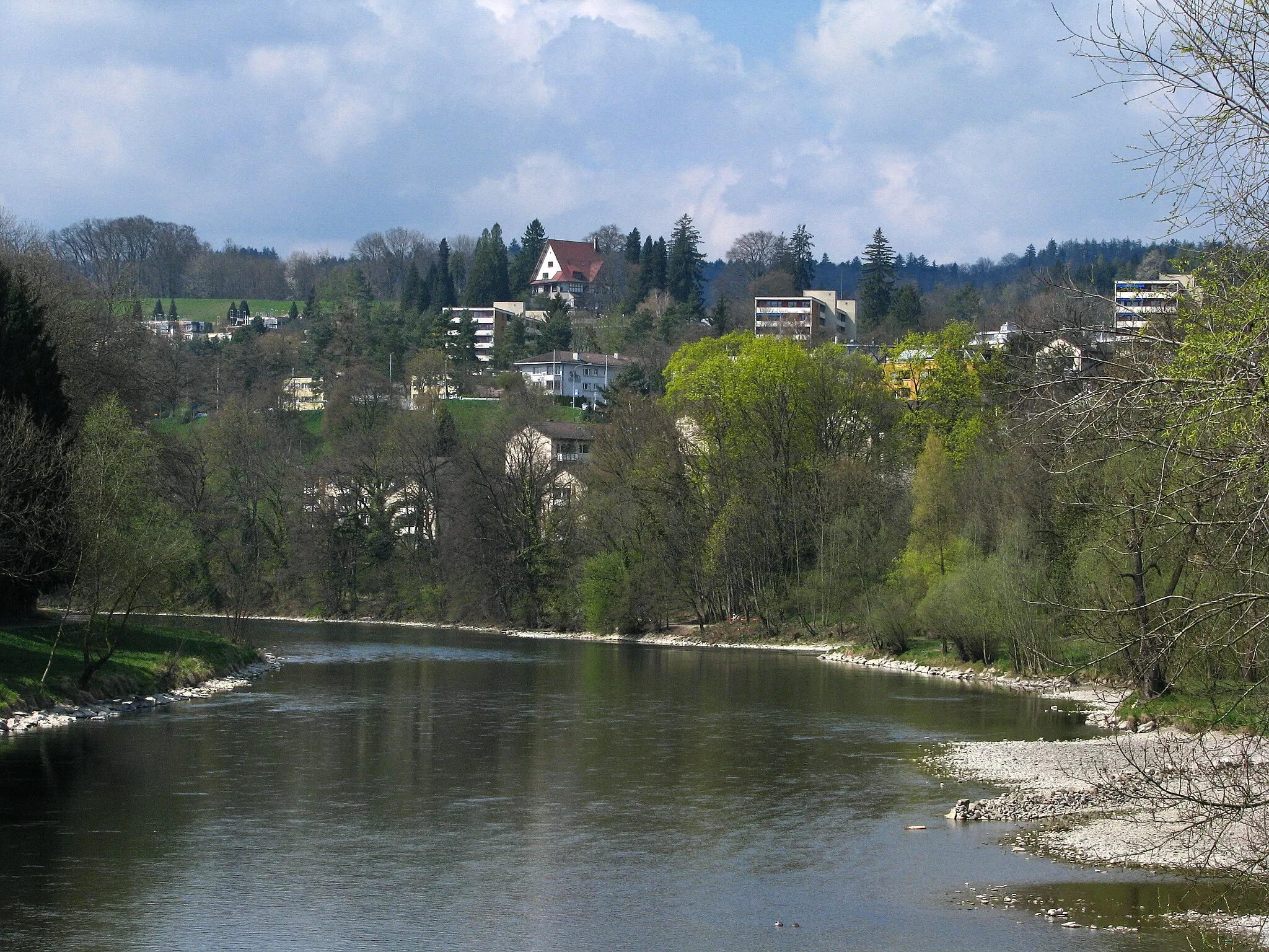 Photo showing: Limmat in Oberengstringen