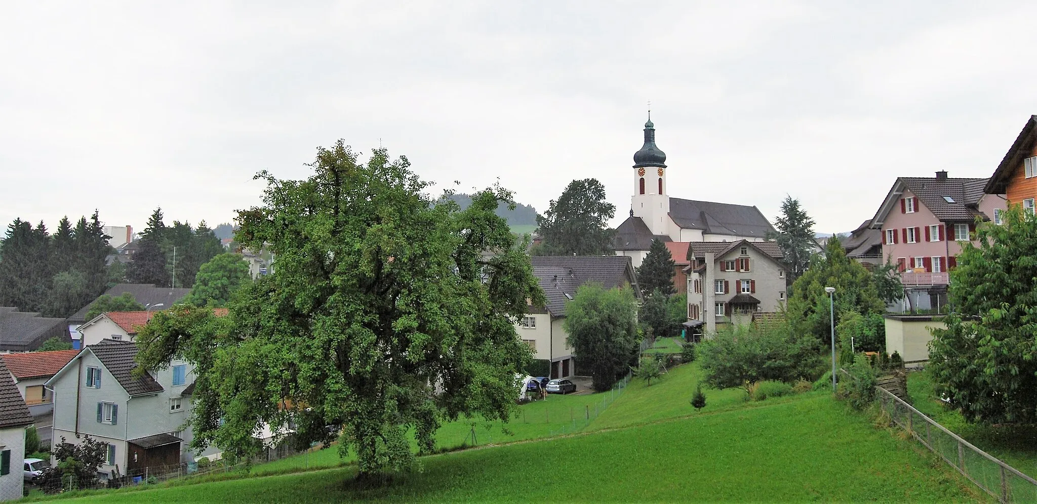 Photo showing: Heiligkreuzkirche Peter und Paul in Kirchberg, Kanton St. Gallen, Schweiz