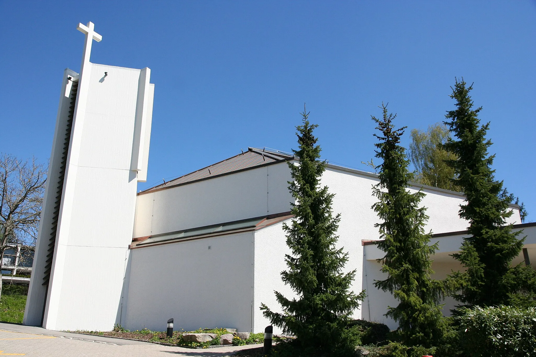 Photo showing: Römisch-katholische Kirche St. Michael Uitikon