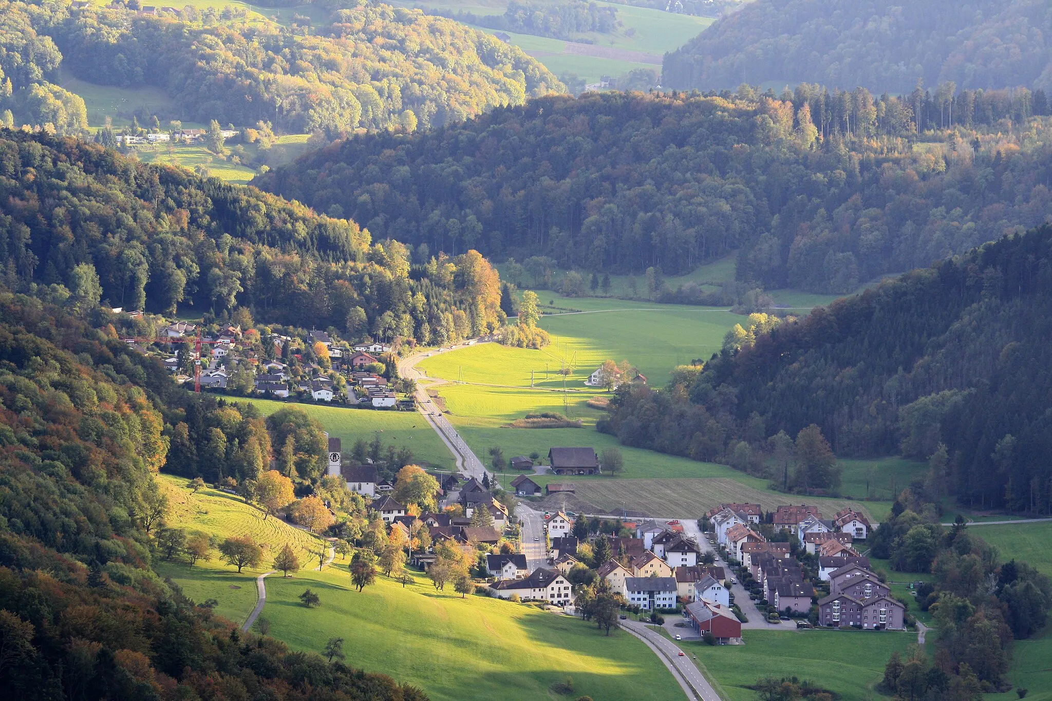 Photo showing: Stallikon as seen from Uetliberg Aussichtsturm