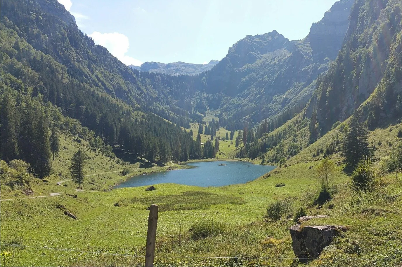 Photo showing: Talalpsee Übersicht in Richtung Süden