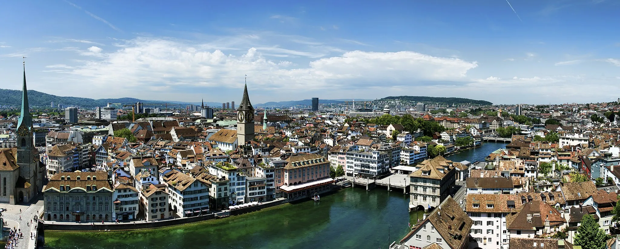 Photo showing: zurich panorama taken from grossmunster switzerland 2012