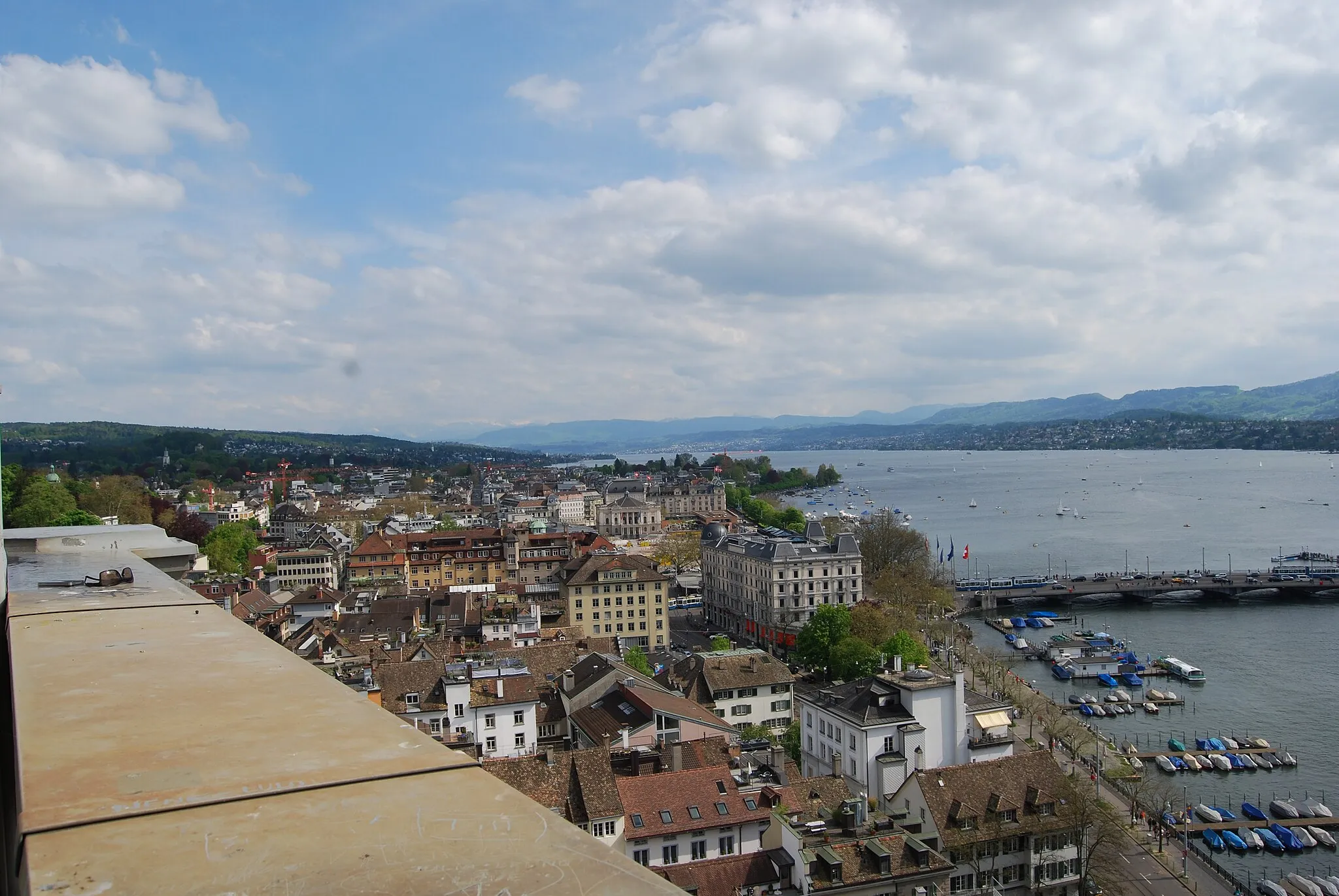 Photo showing: View from Karl’s Tower of Grossmünster, Zürich, canton of Zürich, Switzerland
