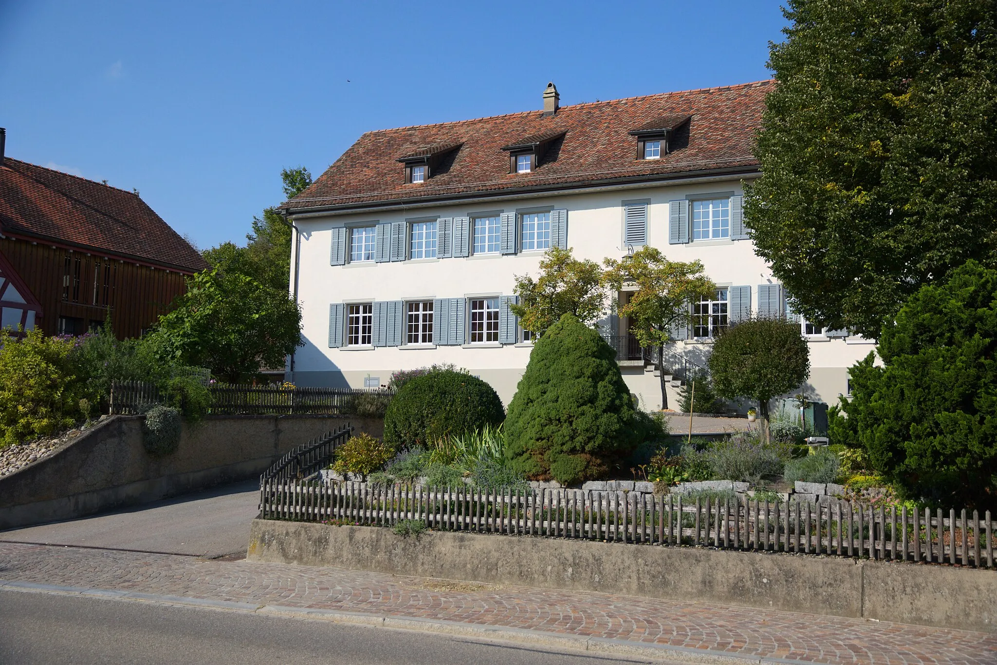 Photo showing: Schloss Oberneunforn