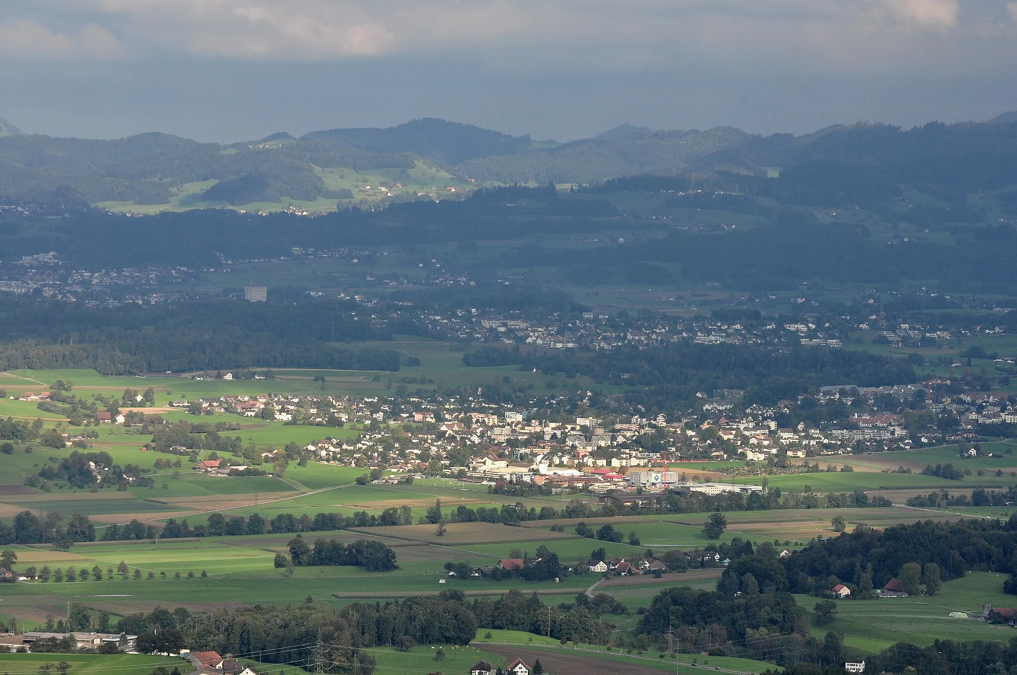 Photo showing: Mönchaltorf (Switzerland), as seen from Pfannenstiel Aussichtsturm