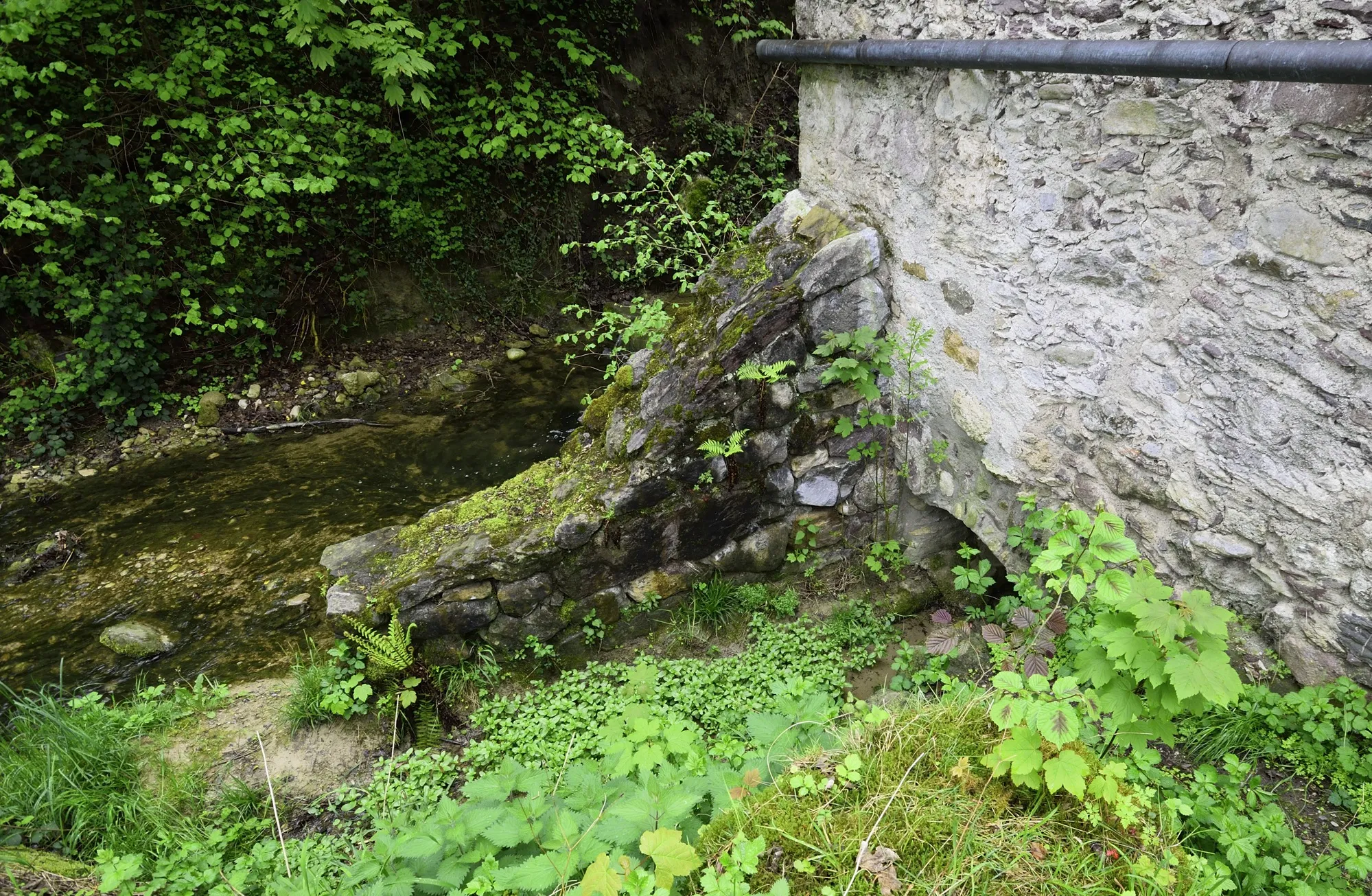 Photo showing: Mühle Maur, Unterwasserkanal / Leitung, ID 195WR-USTER00090-5