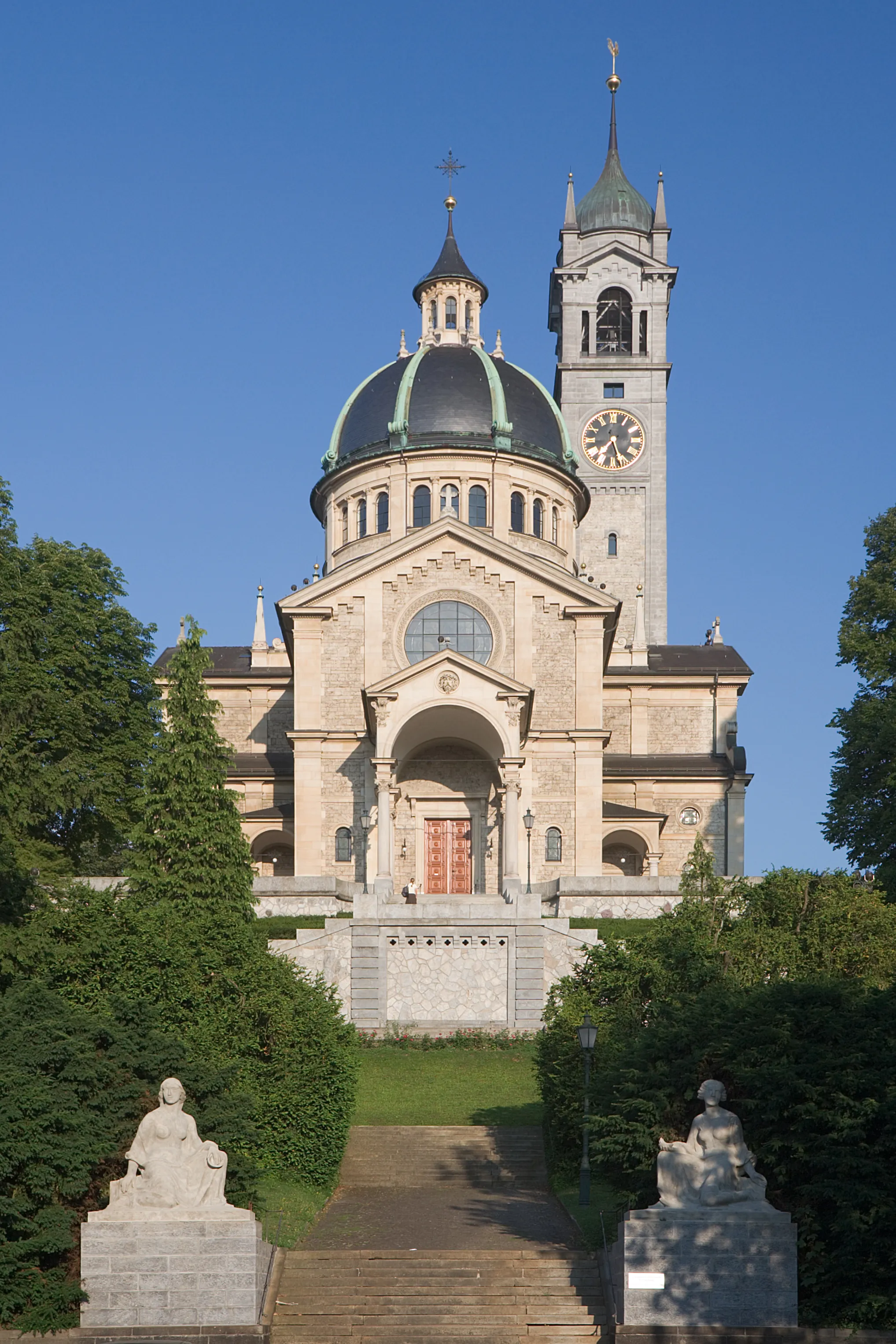 Photo showing: reformierte Kirche Enge, Zürich, Schweiz erbaut von Alfred Friedrich Bluntschli