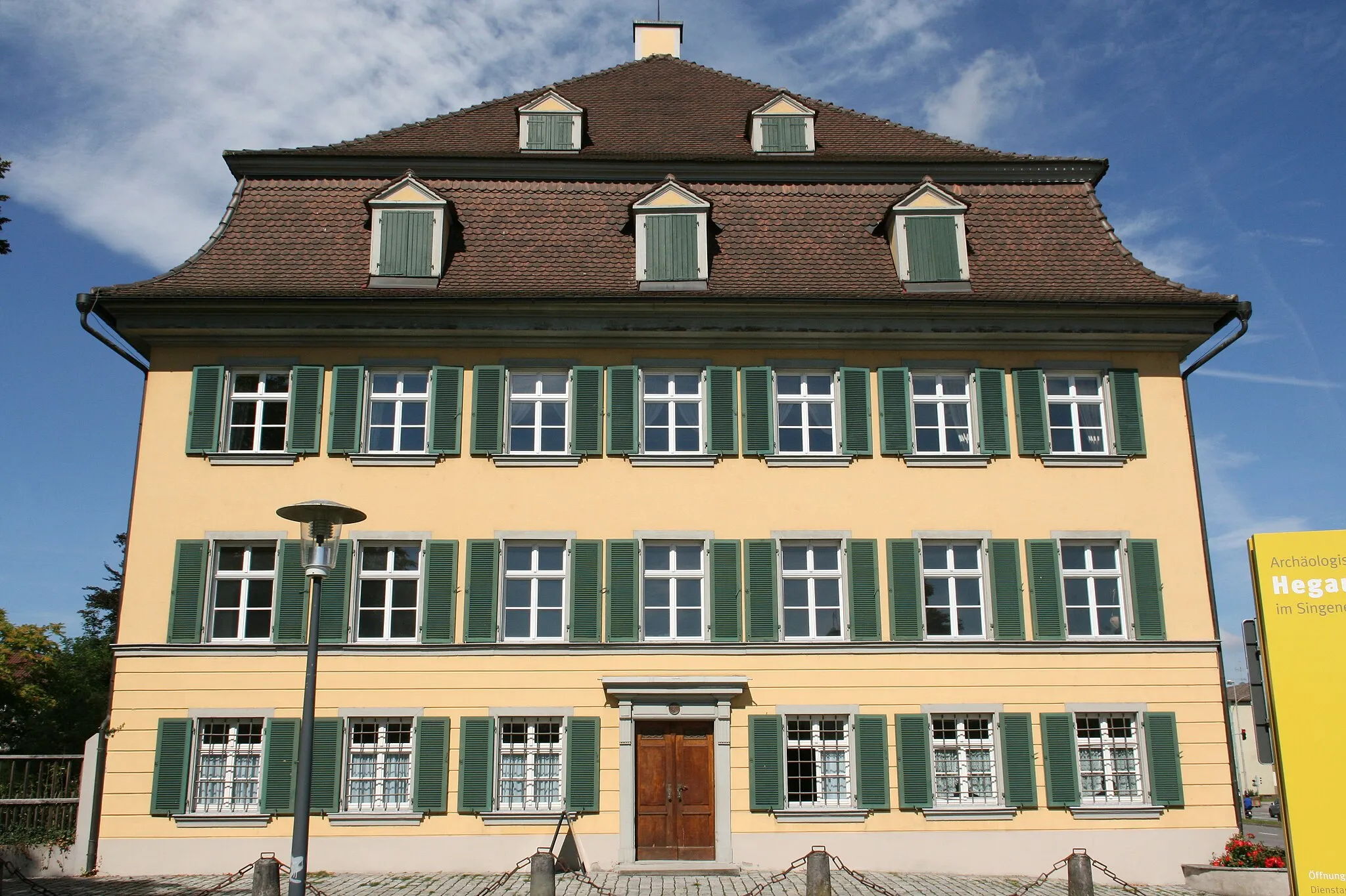 Photo showing: Oberes Schloss, Am Schlossgarten in Singen (Hohentwiel)