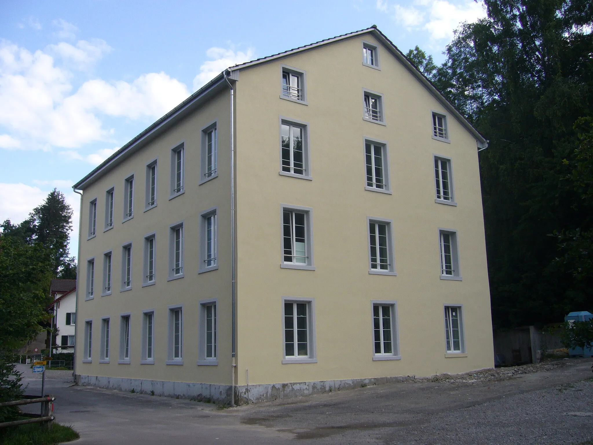 Photo showing: Ehemalige Seidenzwirnerei am Standort der Oberen Mühle im Wisental.