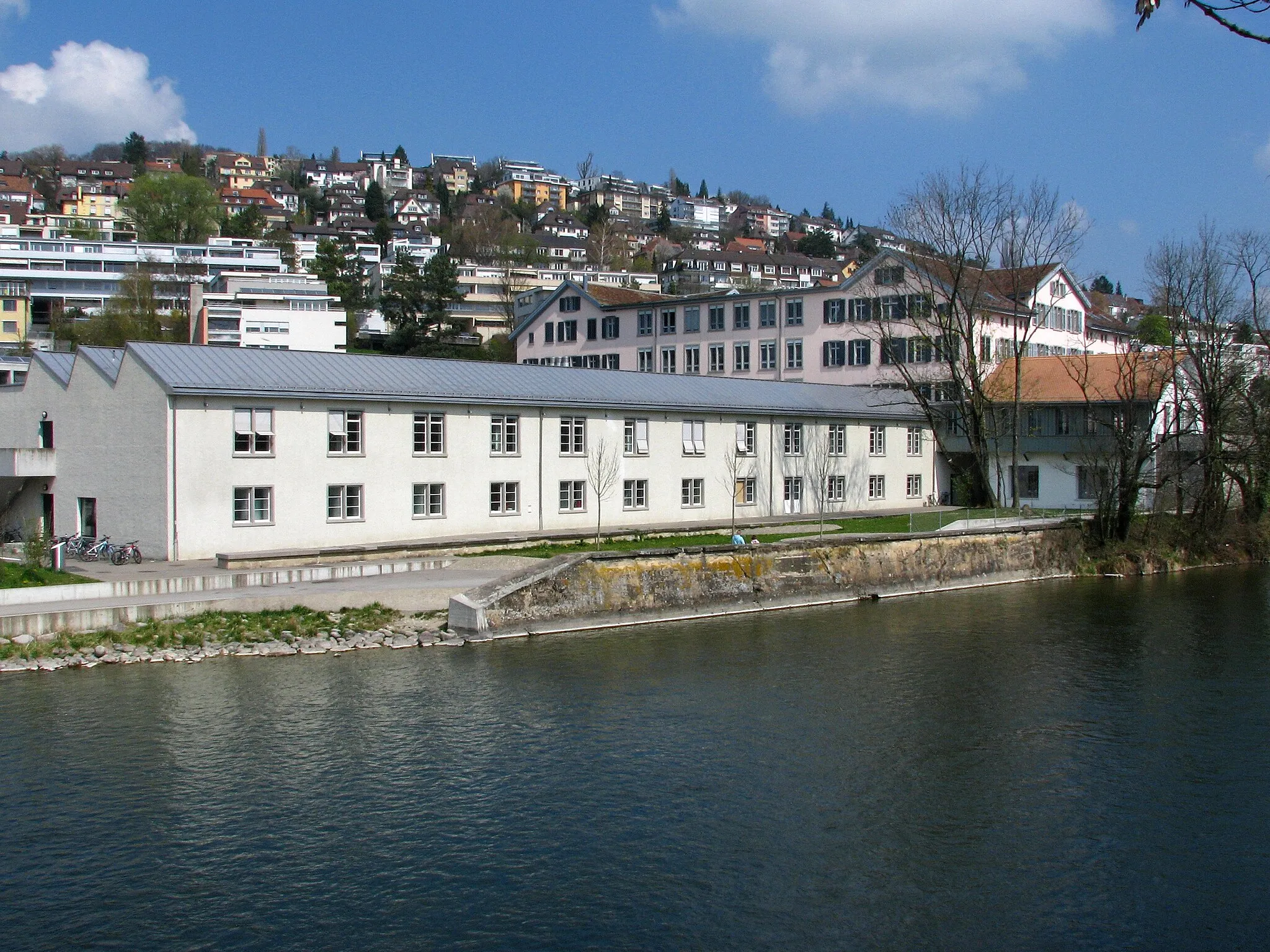 Photo showing: Limmat in Zürich-Wipkingen