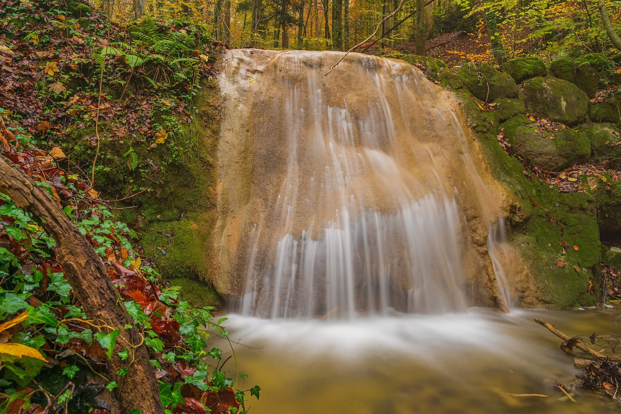 Photo showing: Hedinger Dorfbach-Wasserfall