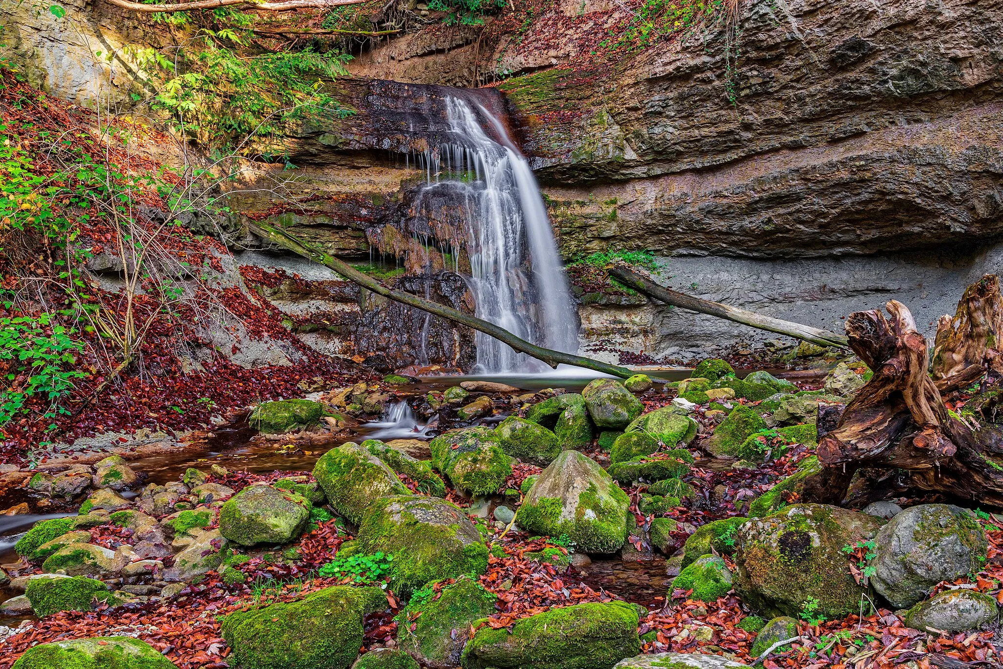 Photo showing: Wildbach-Wasserfall bei Hinwil