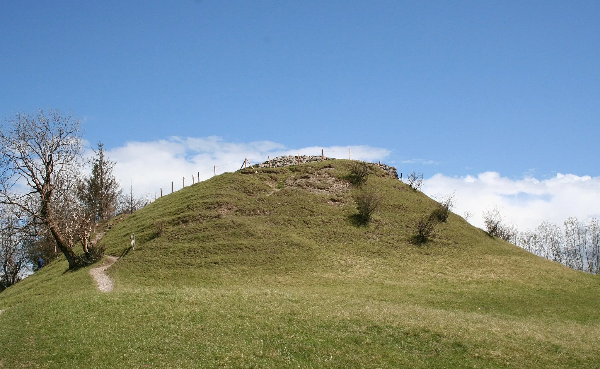 Photo showing: de:Ruine Schauenberg, Blick nach Osten