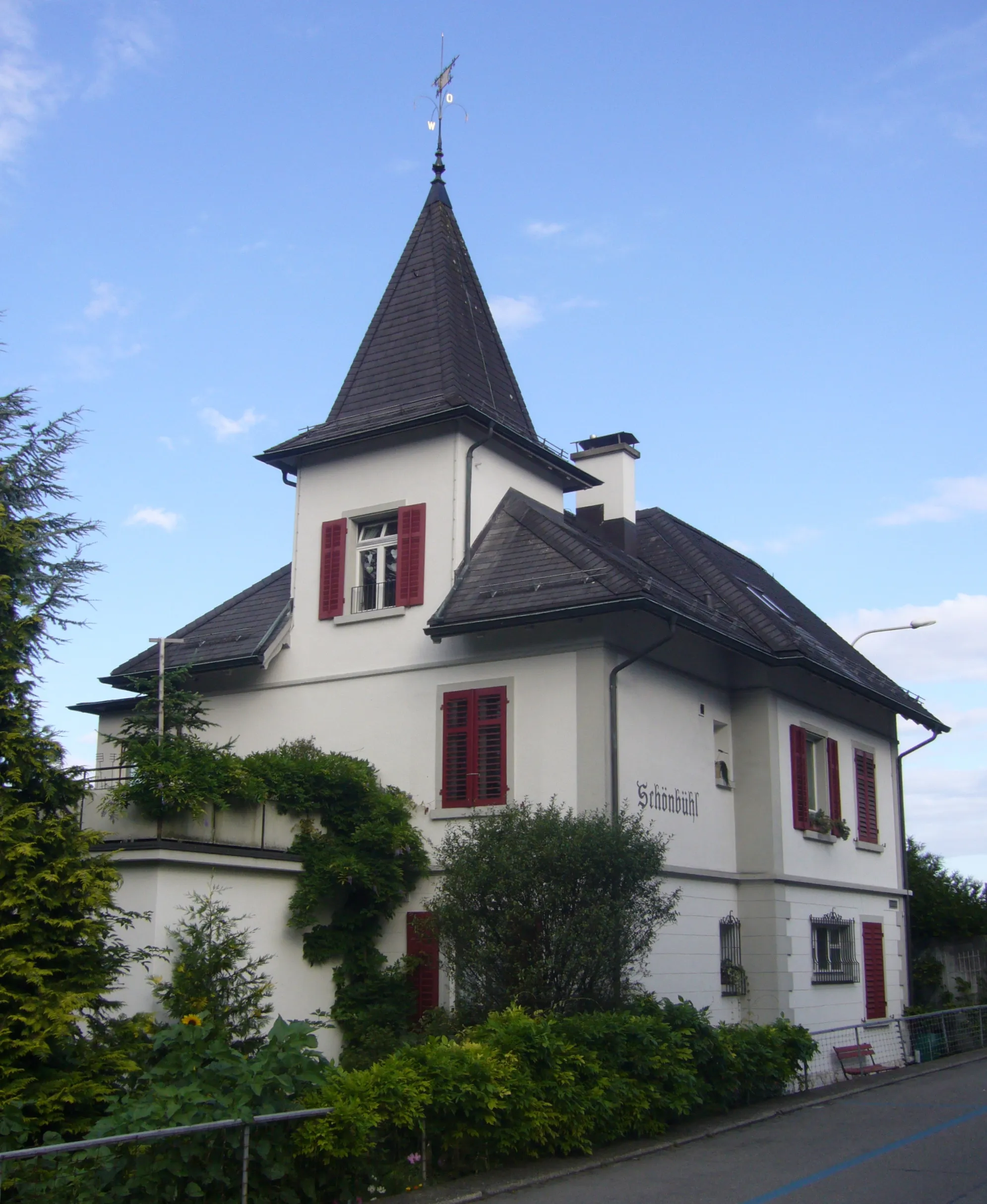 Photo showing: Villa Schönbühl von der Hubstraße aus gesehen.