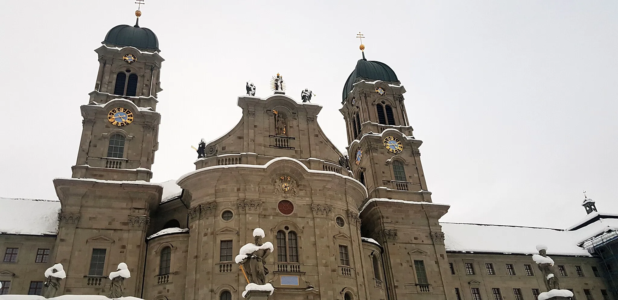 Photo showing: Einsiedeln Abbey in Winter