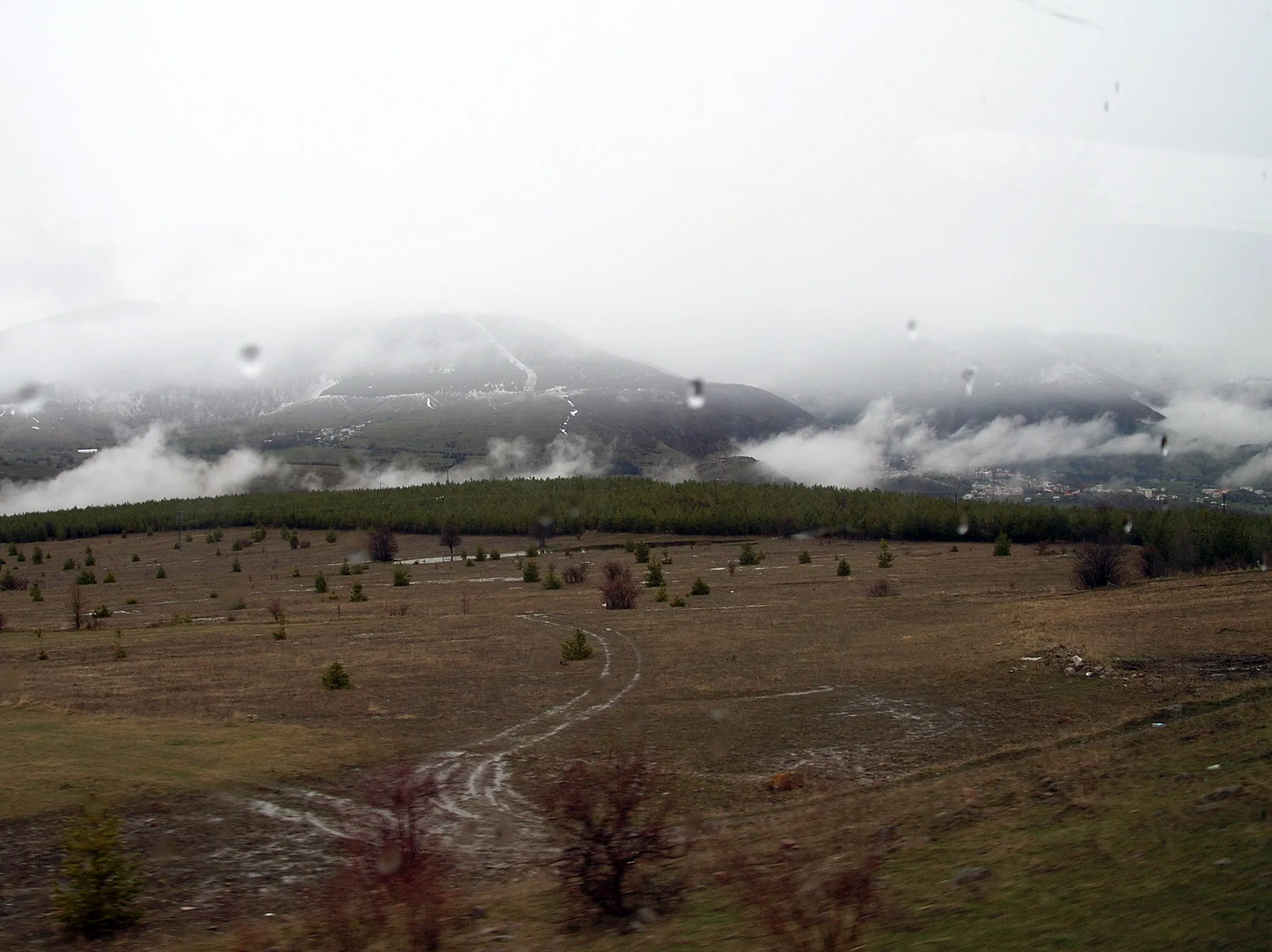 Photo showing: Ardahan-Damal road. Ardahan, Turkiye.