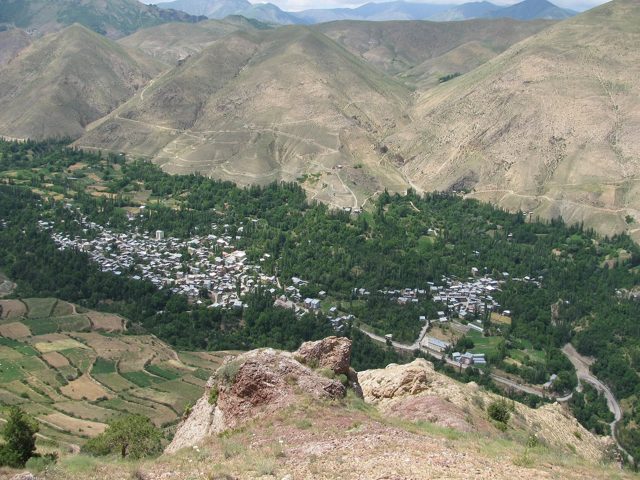 Photo showing: View from Şenyut