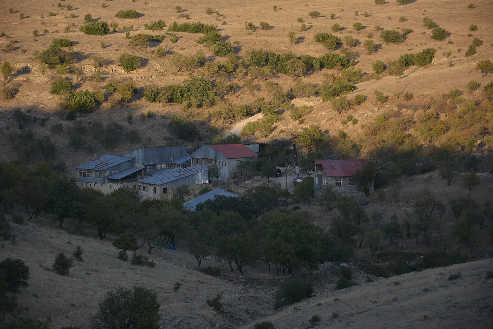 Photo showing: Kayalısu