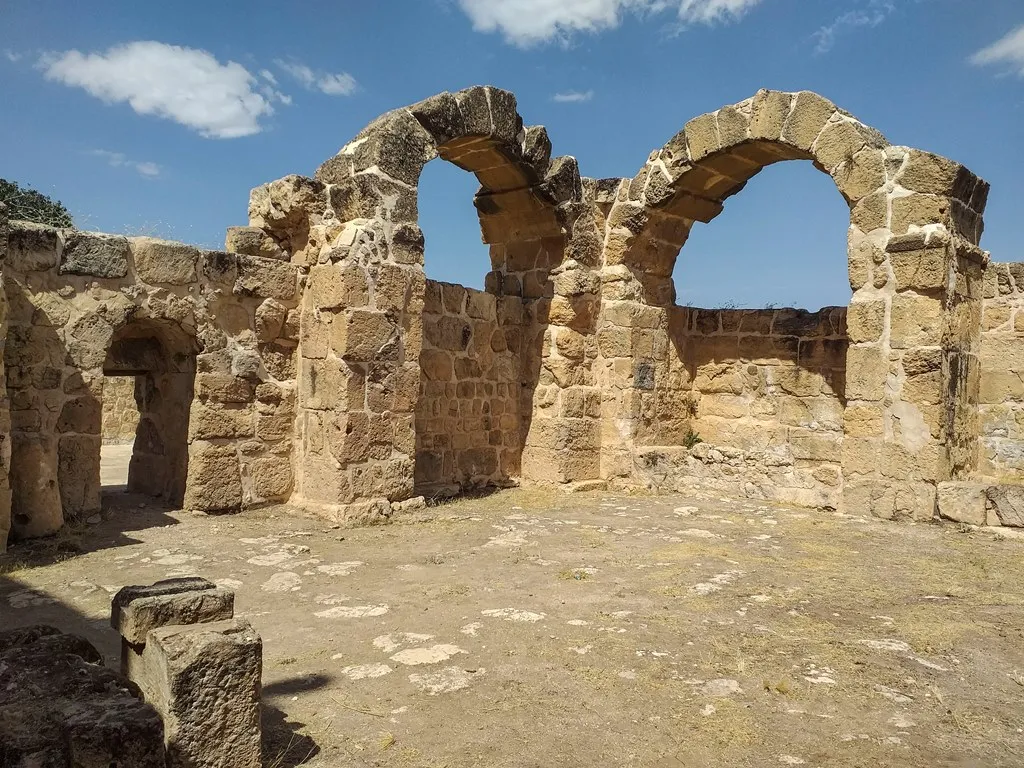 Photo showing: Barıştepe - remains of ancient temple