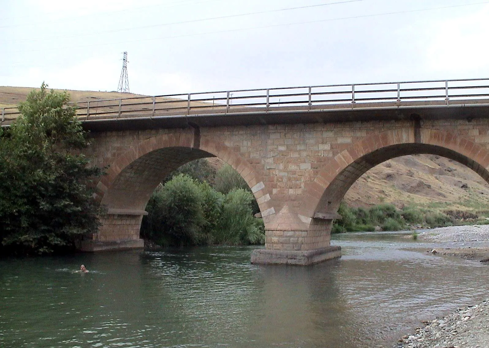 Photo showing: bridge in siirt