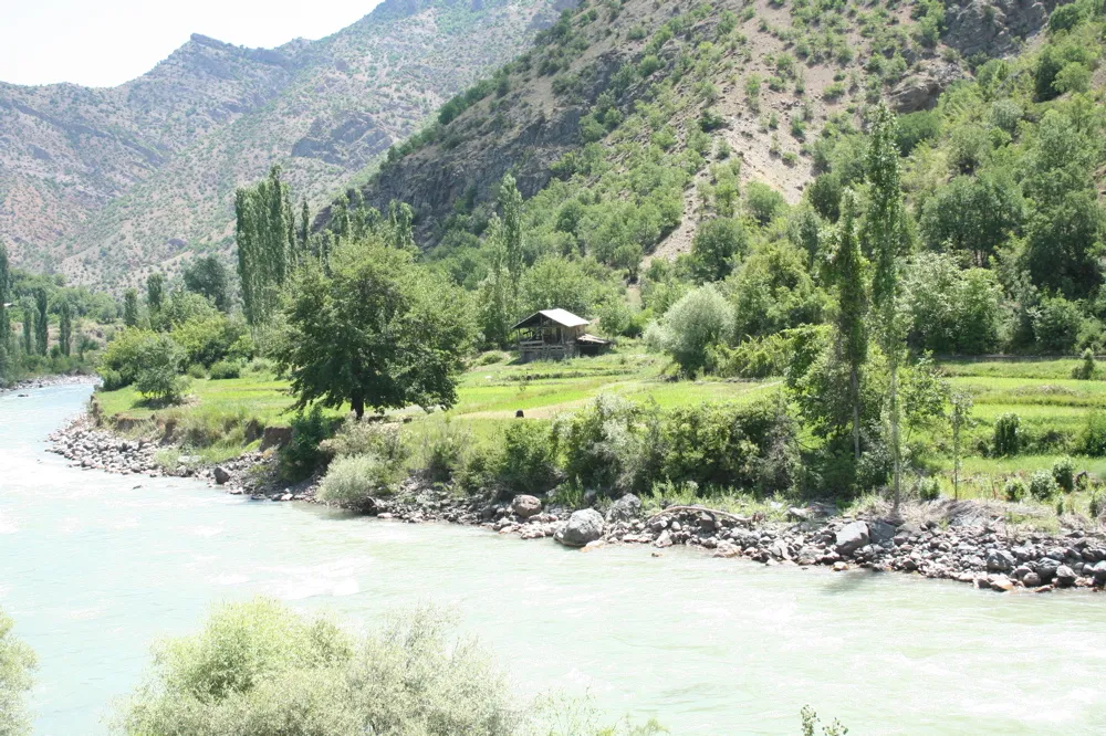 Photo showing: my own image of an area that will be flooded by the Yusufeli dam in the Coruh Catchment in Turkey