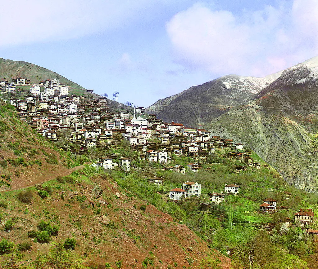 Photo showing: Artvin.1909 year!!! (real color photo!Photographer:Prokudin-Gorsky)