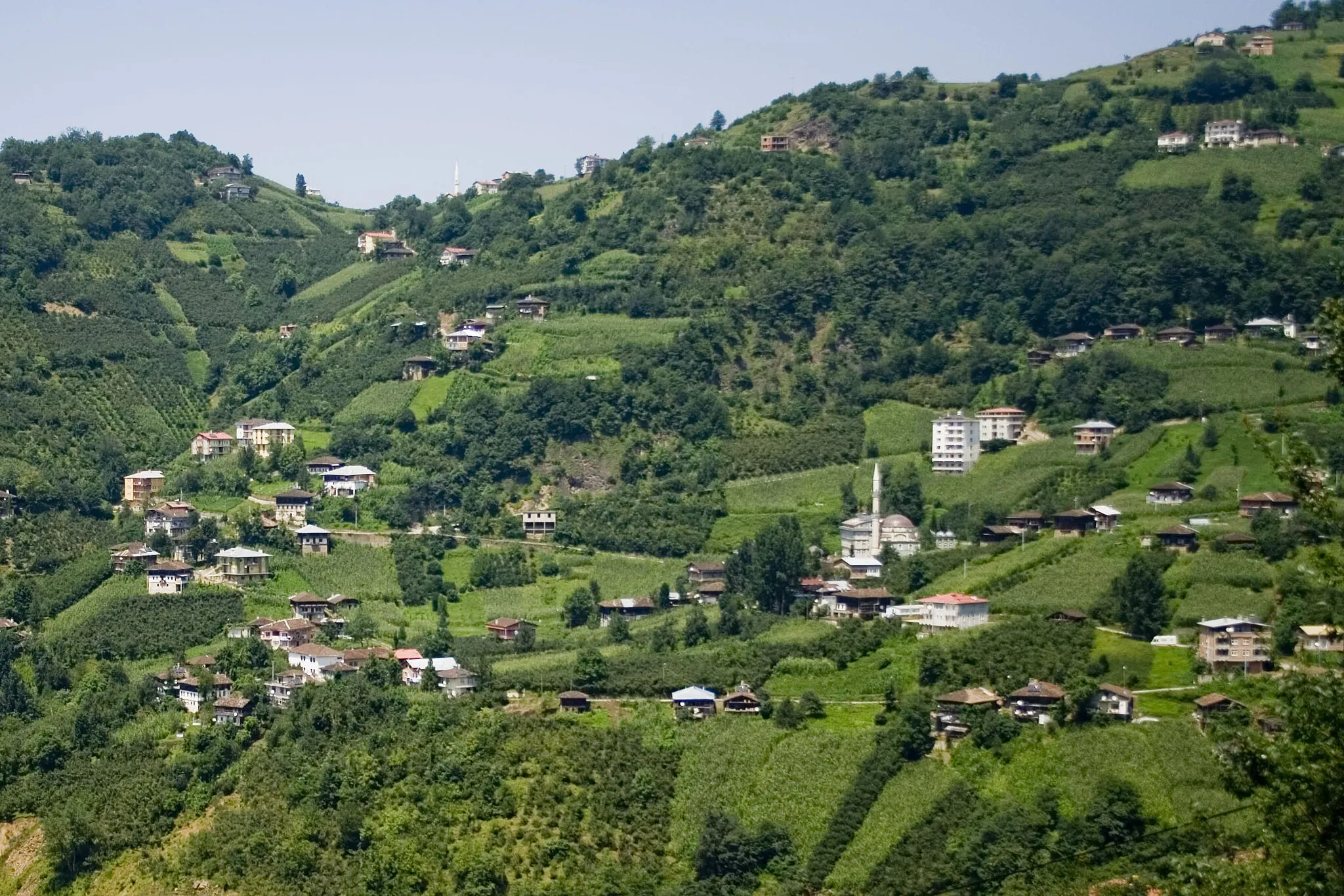 Photo showing: This is a village in the Çaykara district of Trabzon province, Turkey
