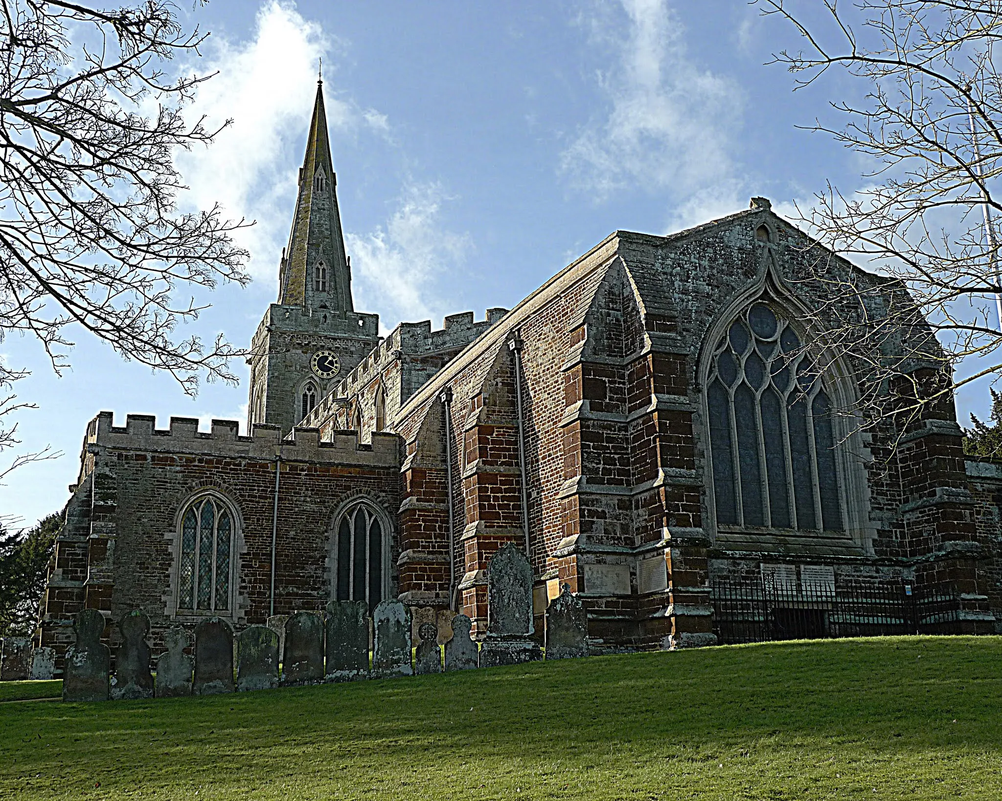 Photo showing: Finedon church