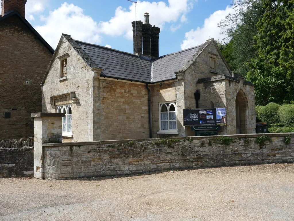 Photo showing: Bottom Lodge, Turvey