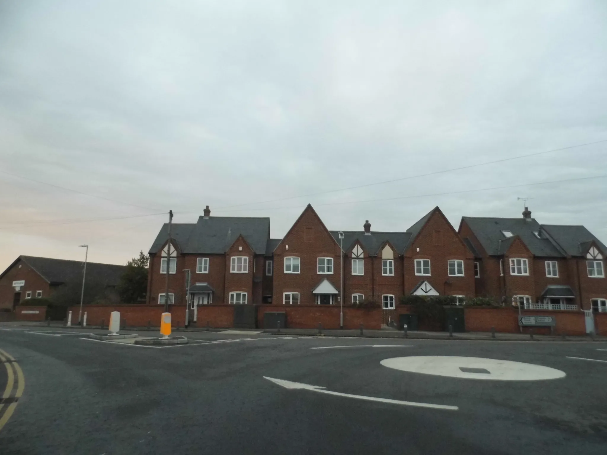 Photo showing: Cranfield Road at the junction of Church Road