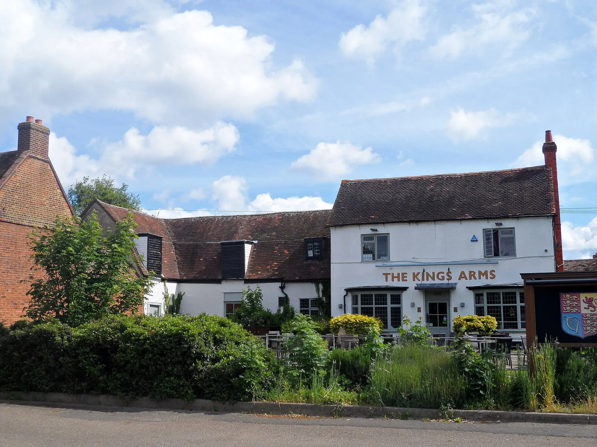 Photo showing: The Kings Arms, Cardington