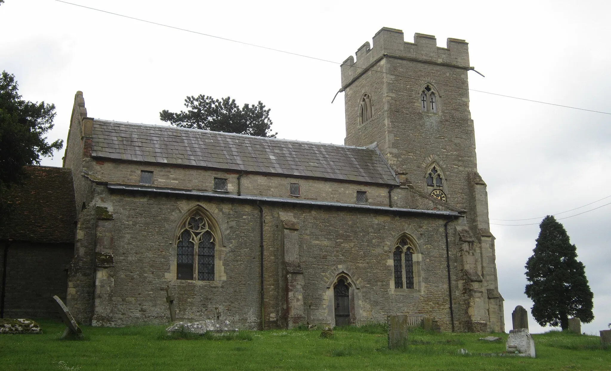 Photo showing: St Mary's church, Moulsoe