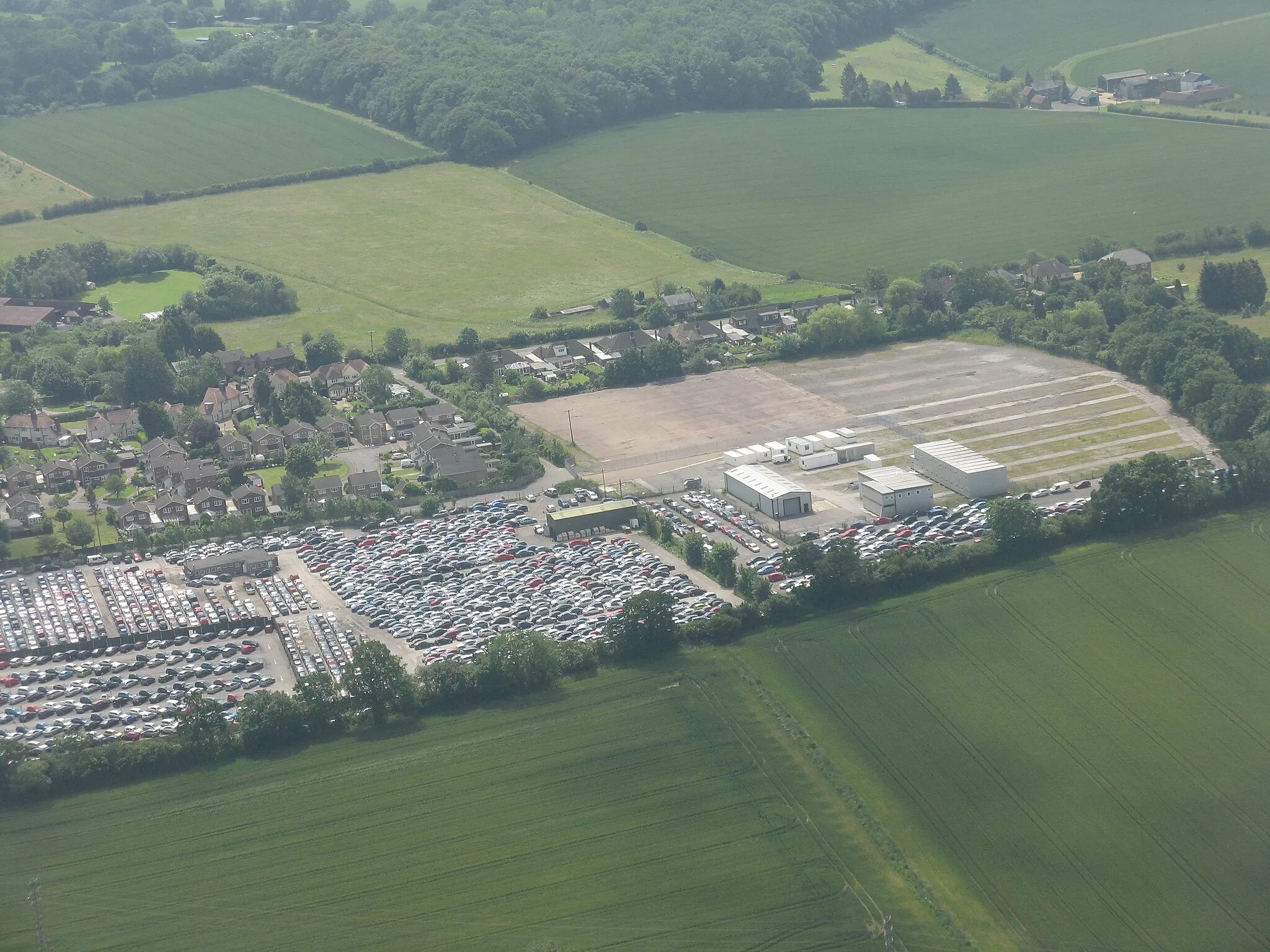 Photo showing: Airparks at Slip End