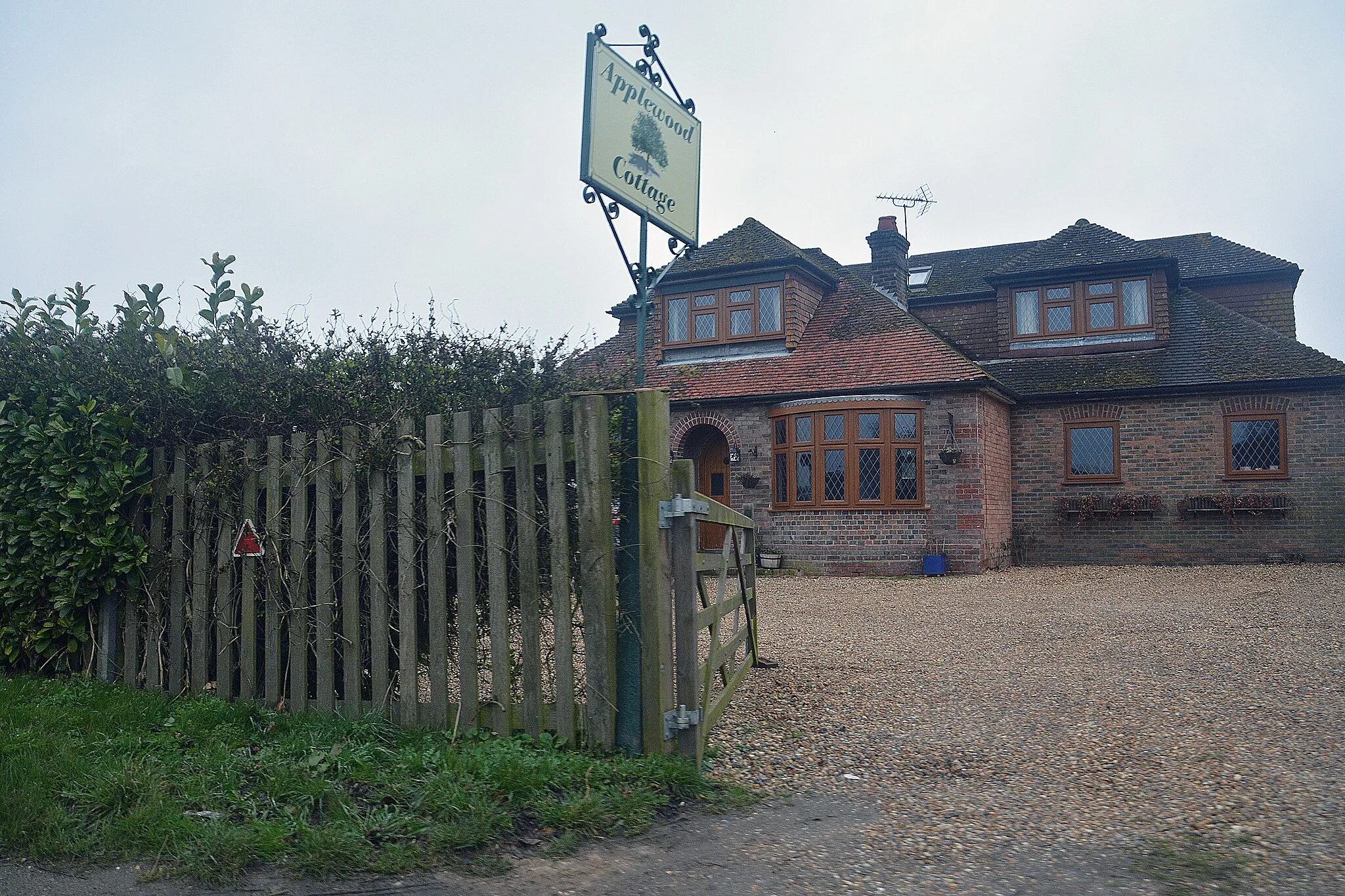 Photo showing: Aylesbury Vale : Applewood Cottage