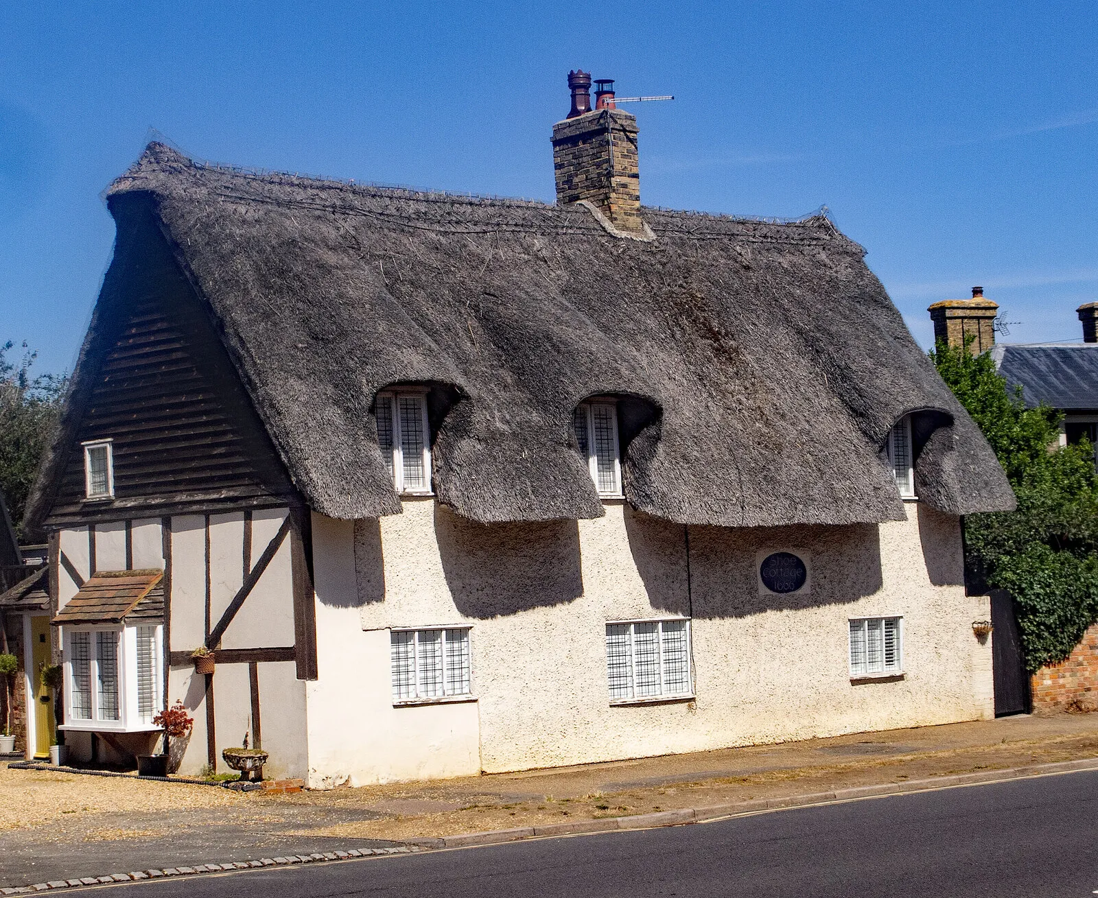 Photo showing: Blunham : thatched cottage