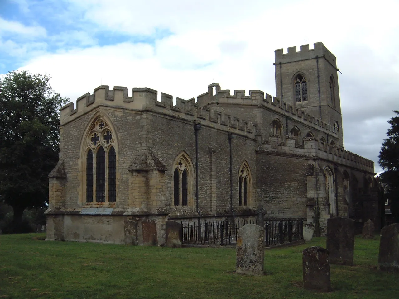 Photo showing: Photograph of the Church of St Firmin, North Crawley, Buckinghamshire.