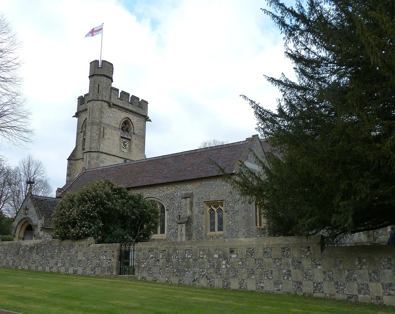 Photo showing: Church of St Michael, Chenies