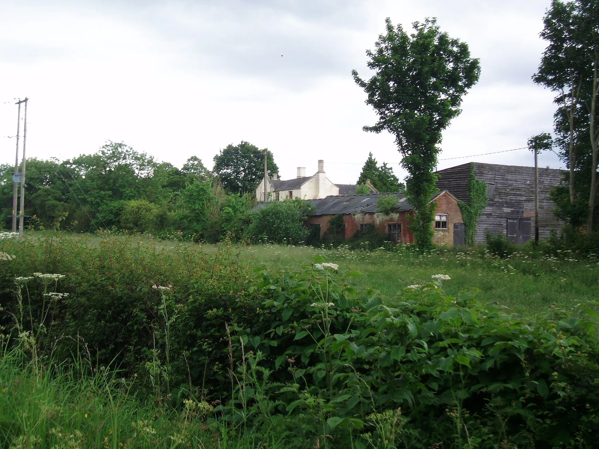 Photo showing: A mixture of buildings at Bury Grange Farm