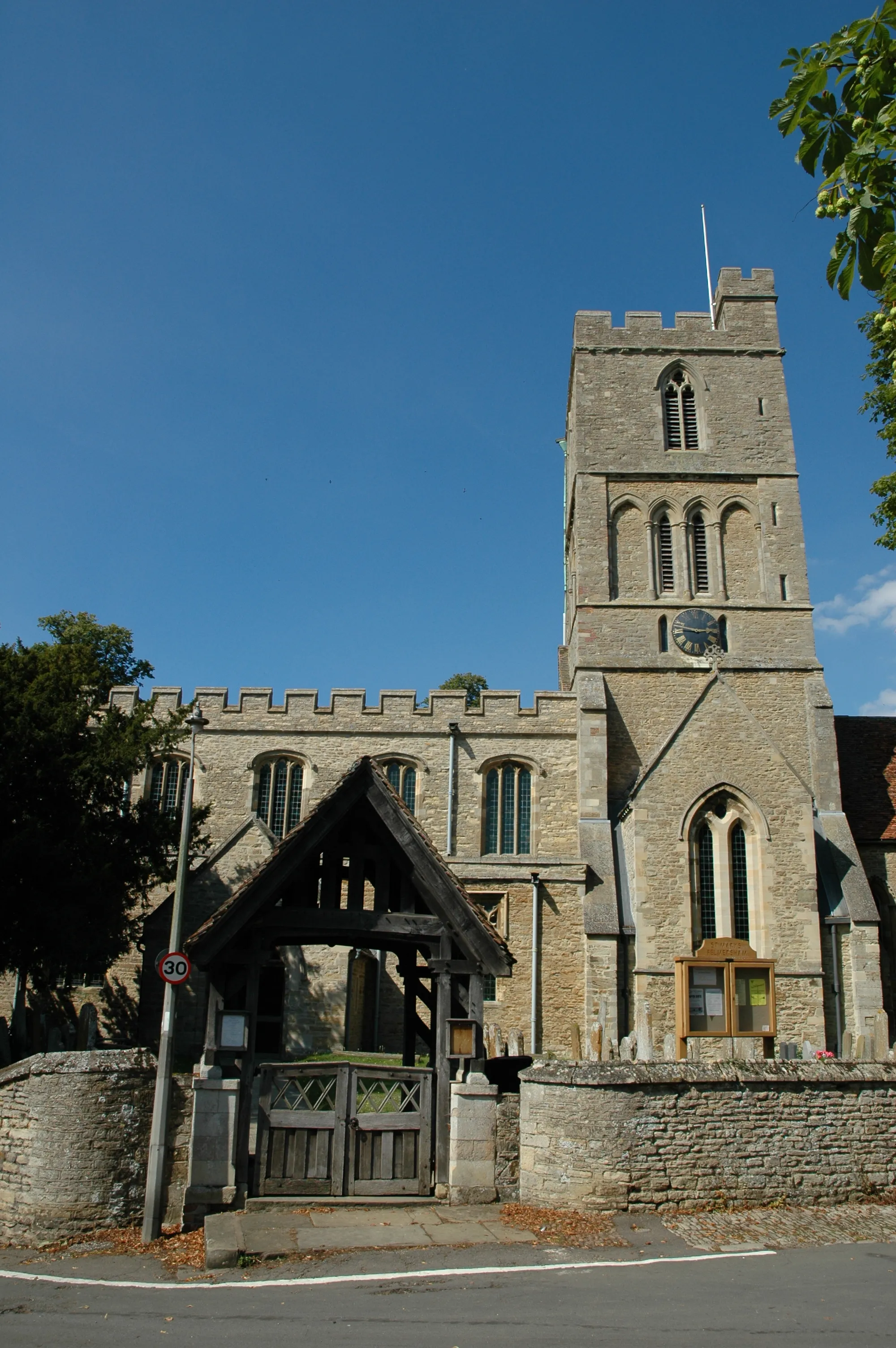 Photo showing: StMary'sChurch-Felmersham