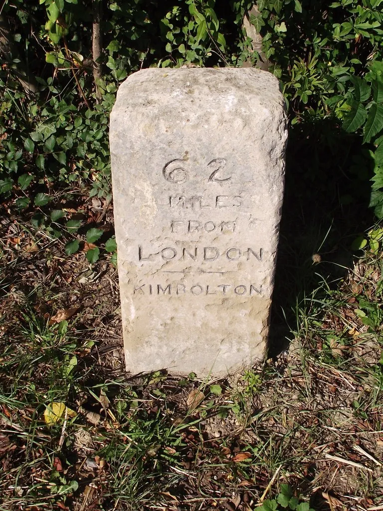 Photo showing: Old Milestone