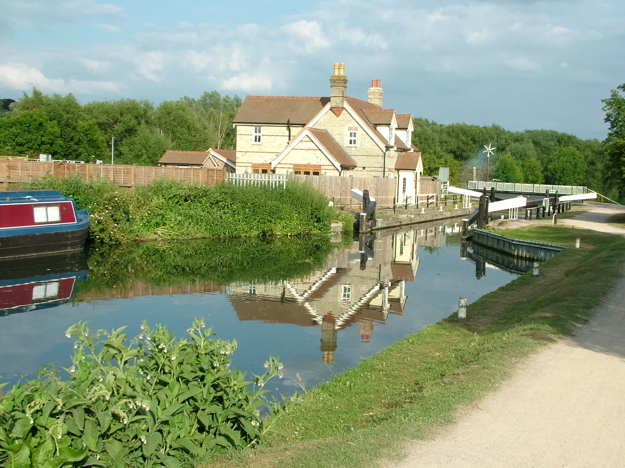 Photo showing: Hardmead Lock on the Lee Navigation