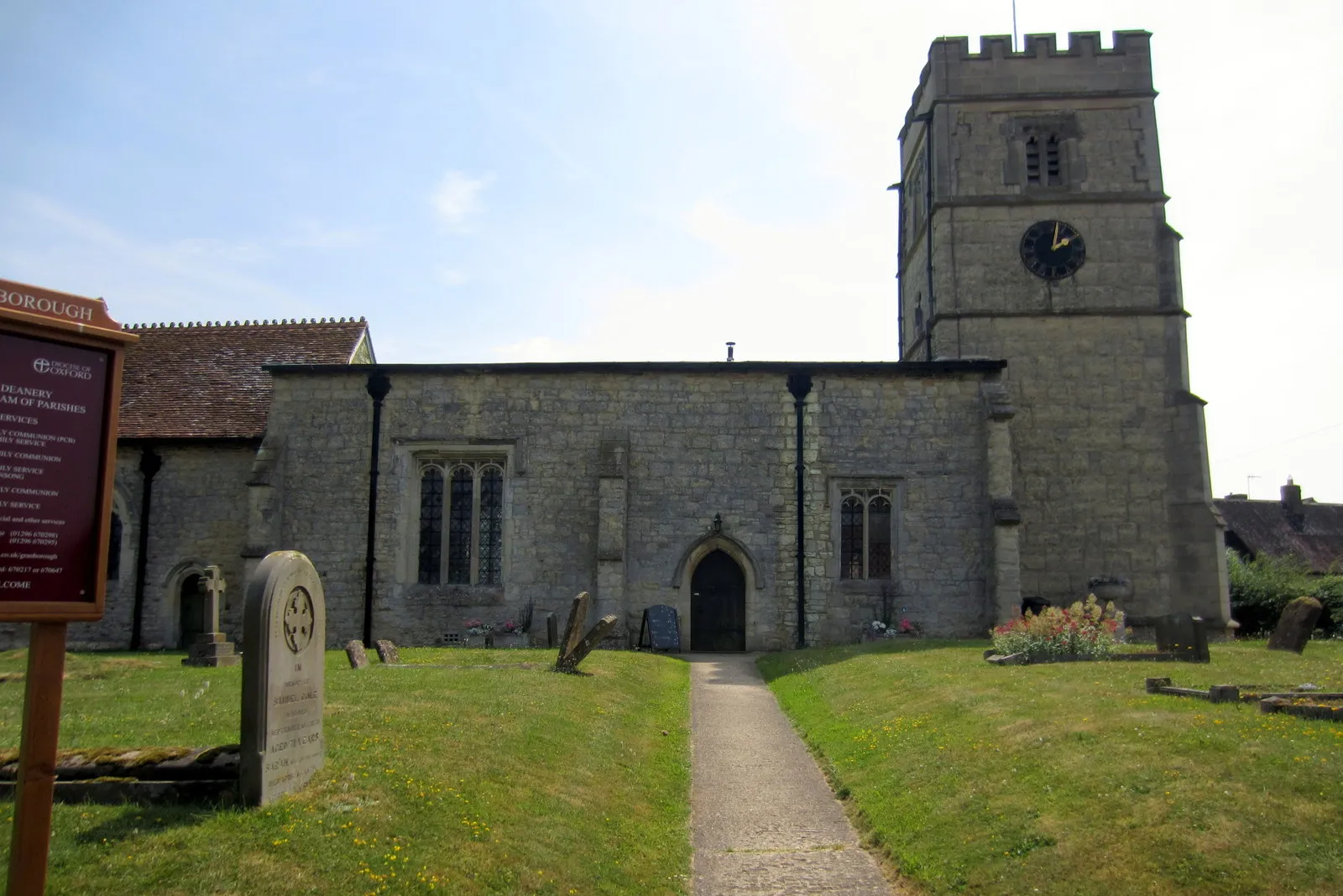 Photo showing: Church of John the Baptist