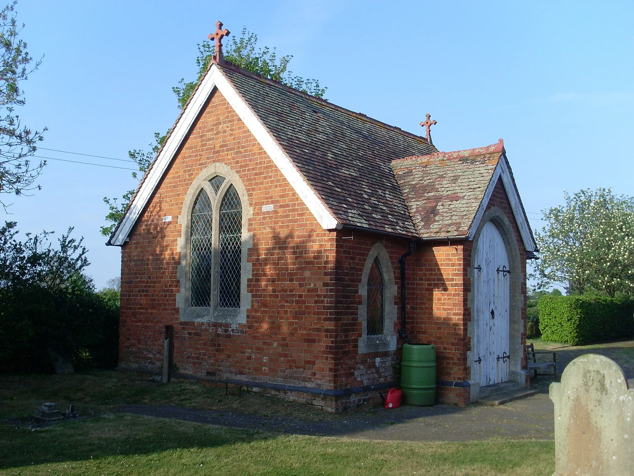 Photo showing: Chapel at Tingewick Cemetery