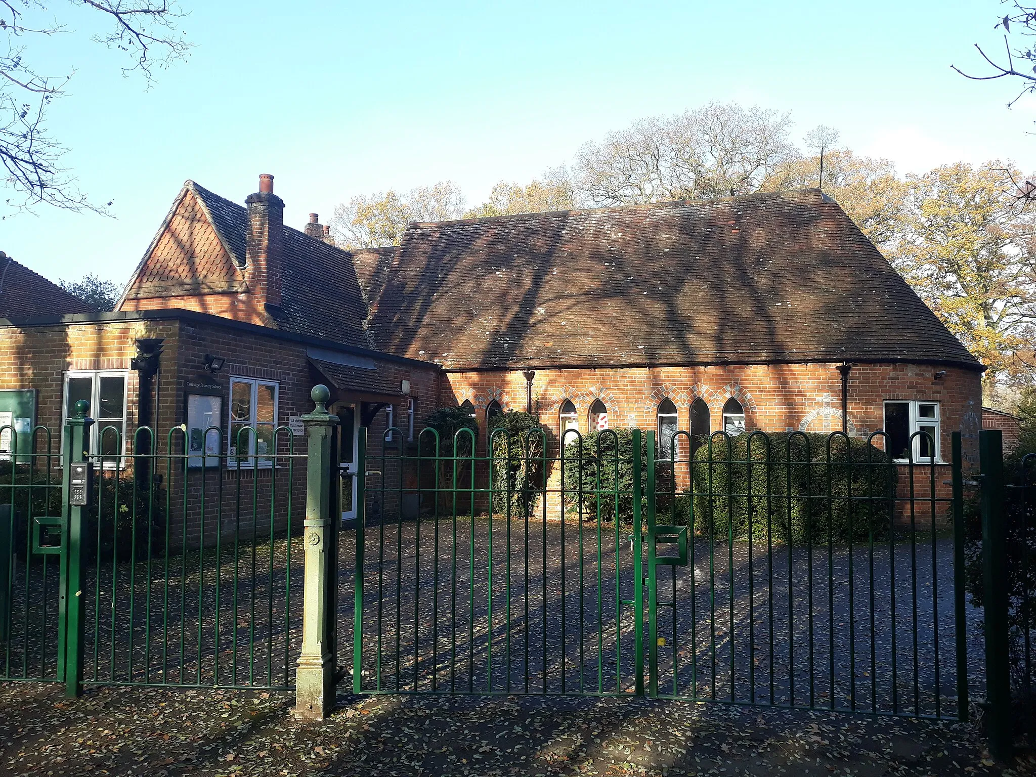 Photo showing: Curridge Primary School, Berkshire, England.