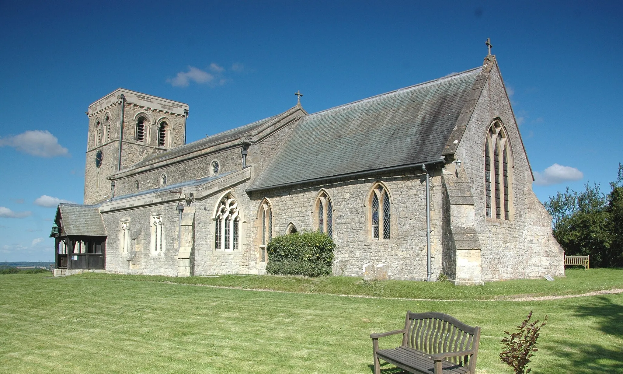Photo showing: St Mary's parish church, Garsington, Oxfordshire, seen from the southeast