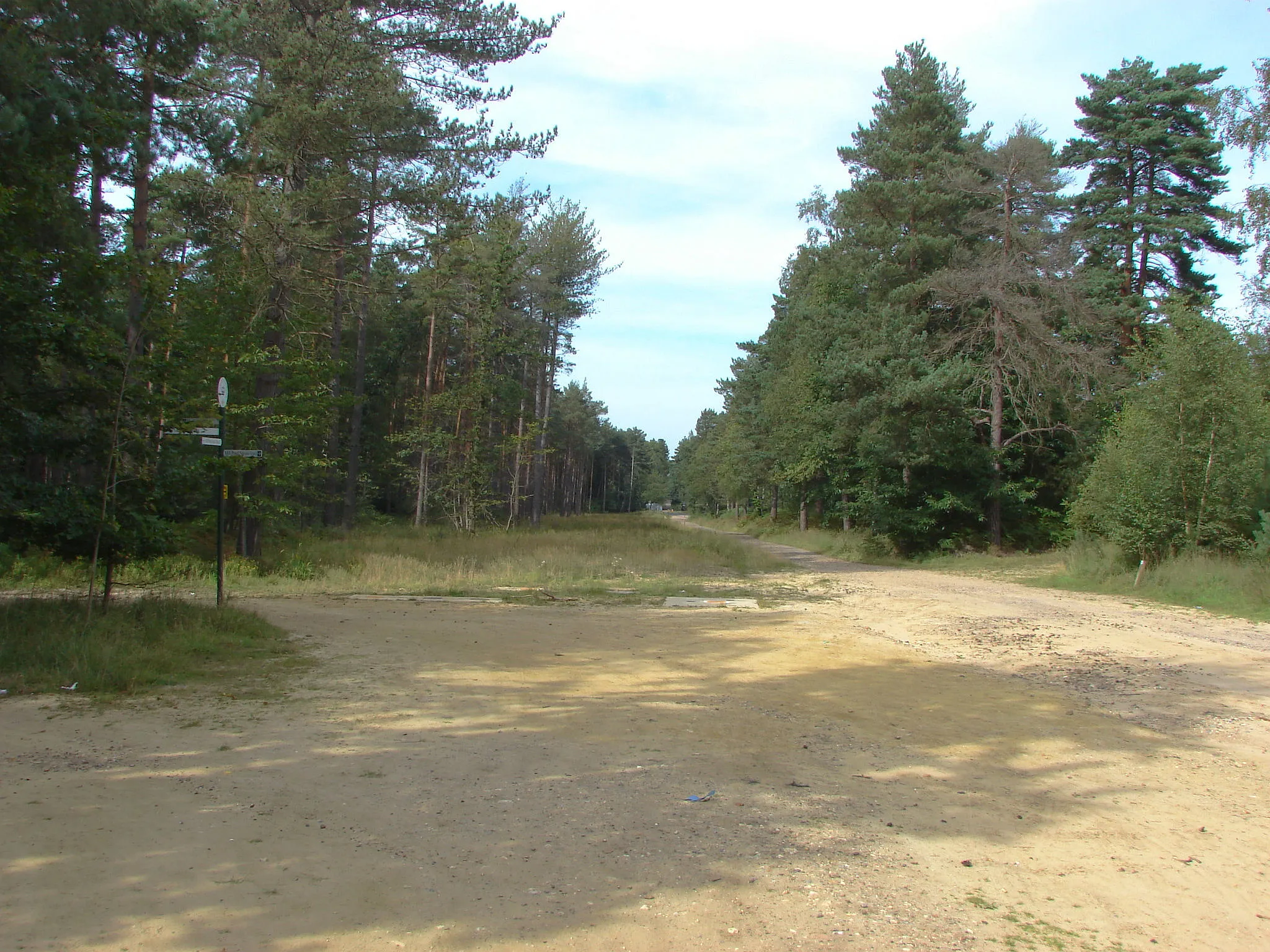 Photo showing: Penny Hill ride intersection